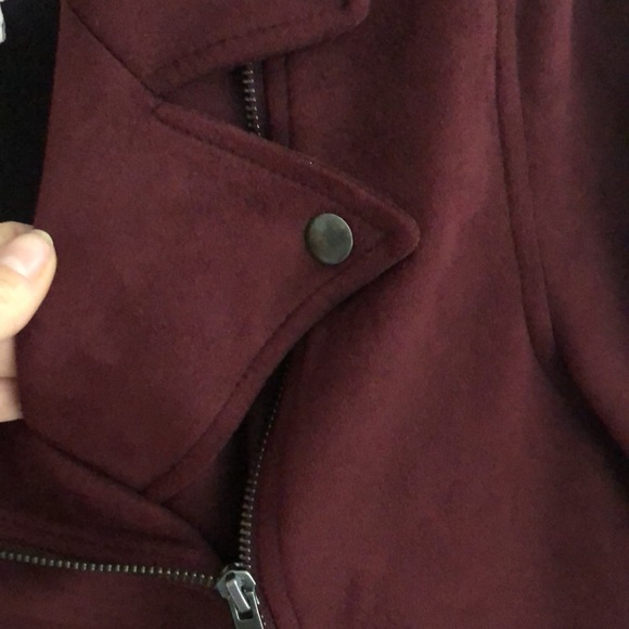 Faux suede burgundy moto jacket size small - Picture 4 of 9
